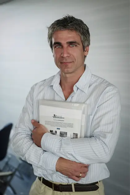 Felipe Ruiz, asesor de salvaescaleras en Albalá