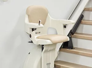 Salvaescaleras recto Levant en alquiler para escaleras rectas